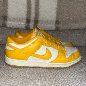 Nike Dunk Low Retro Premium Sneakers